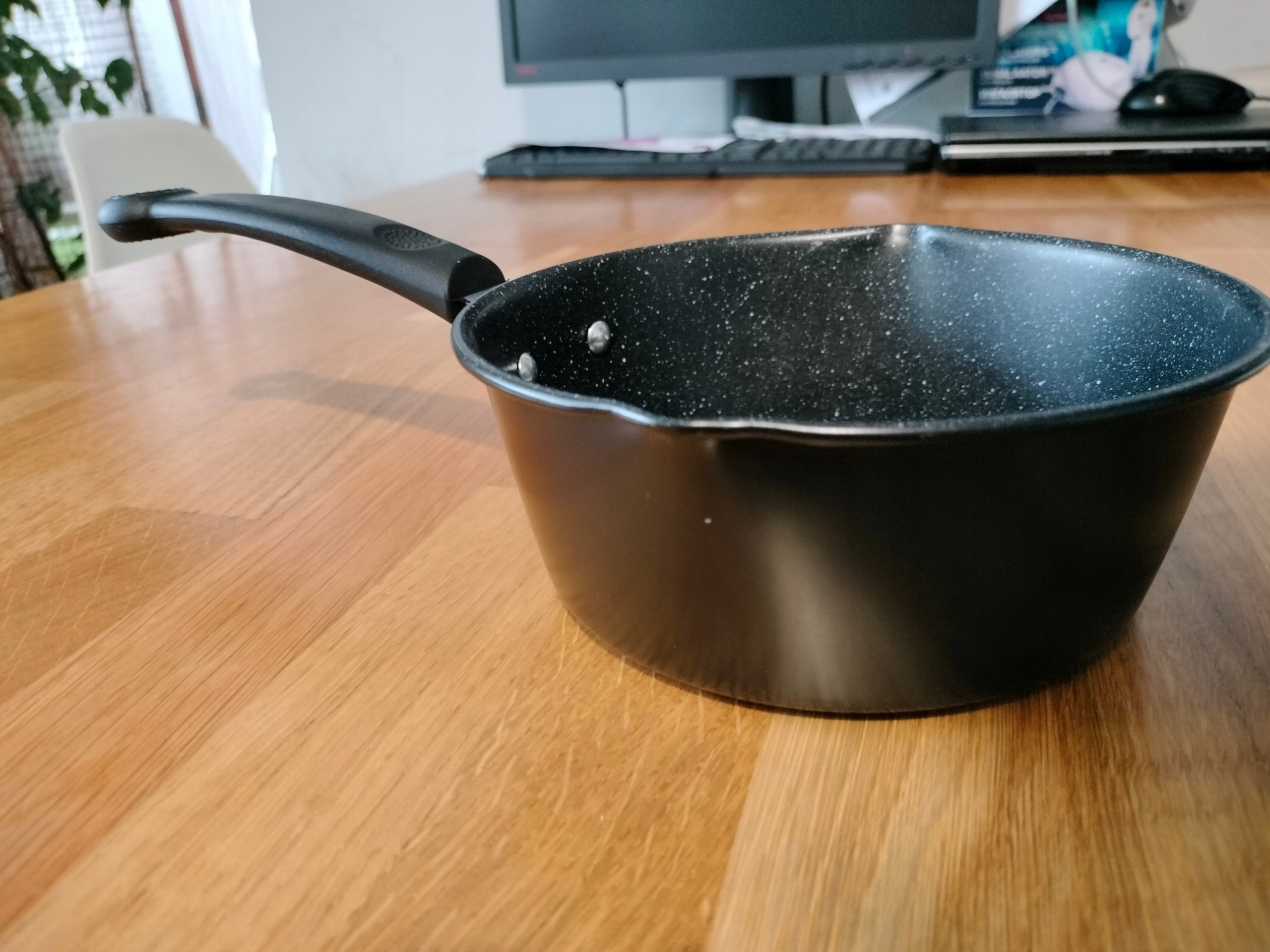RONDELEK rondel ceramiczny GRANITOWY mały z dziubkiem 1,2 l. stal porządna Waga produktu z opakowaniem jednostkowym 1.8 kg